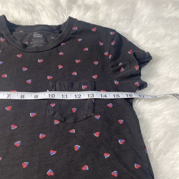 🍍Vintage Levi’s t shirt - Picture 5 of 6